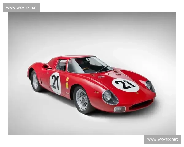 蒙特利尔法拉利车迷线上集结，为勒芒 83 号车组助威